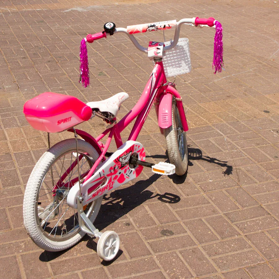ציציות סרט קישוט לכידון בצבע כחול או ורוד - Image 6