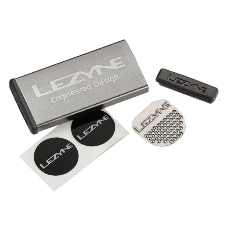 ערכה לתיקון פנצ'ר Lezyne Metal Kit