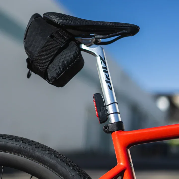תיק אוכף לאופניים Lezyne Micro Caddy Md - Image 2