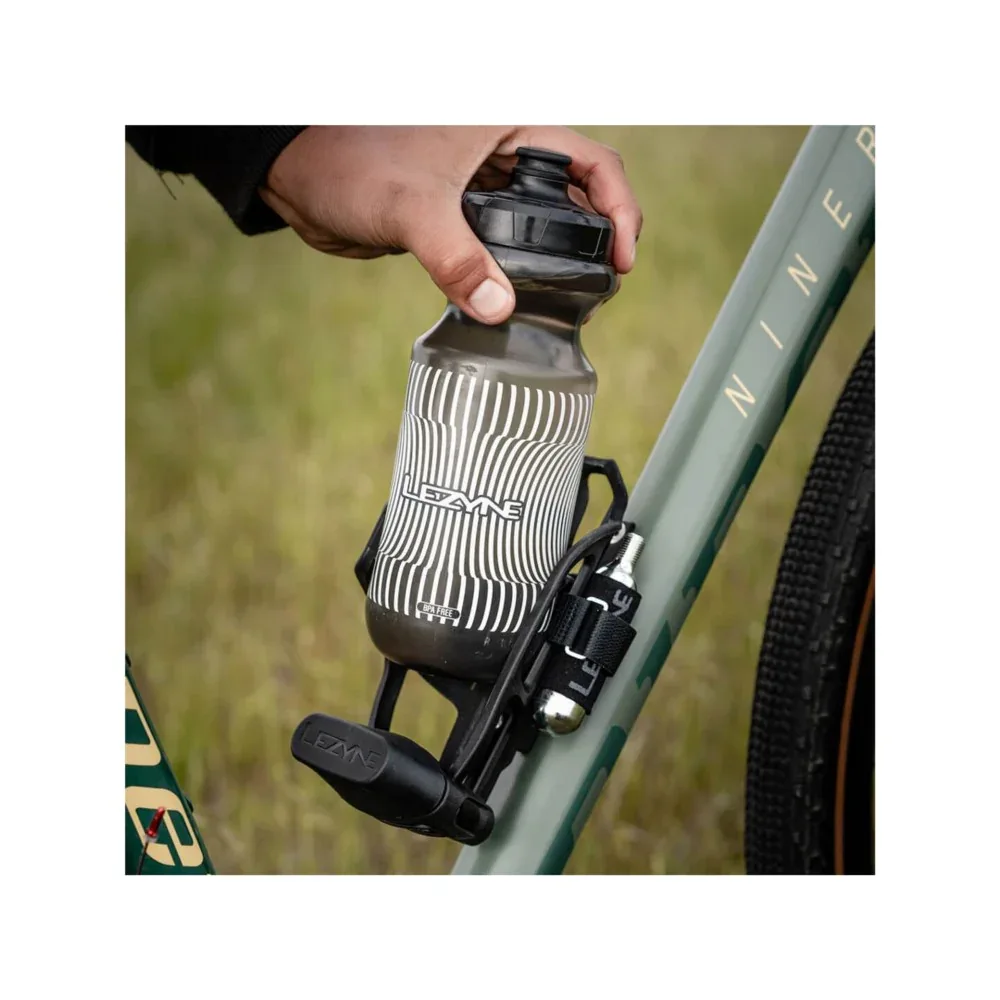 בקבוק מים שקוף לאופניים Lezyne Flow 600ml - Image 4